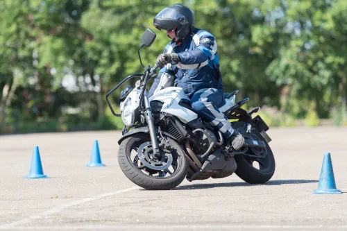 Motorrijbewijspoint Laren motor rijtest